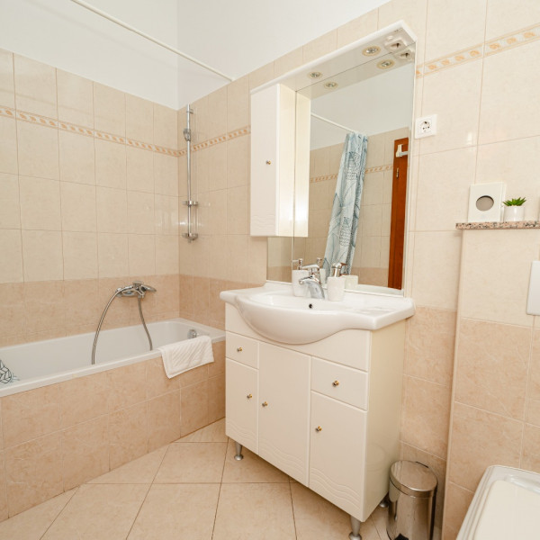 Bagno / wc, Villa Heaven, Villa Heaven con piscina riscaldata e taverna, Zemunik Donji, Dalmazia, Croazia Zemunik Donji